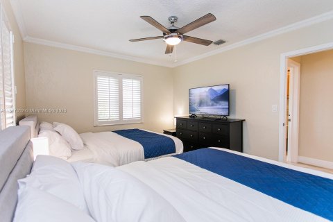 Villa ou maison à louer à Hollywood, Floride: 5 chambres, 183.2 m2 № 2023161 - photo 16