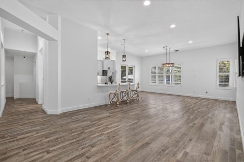 Casa en venta en Hobe Sound, Florida, 4 dormitorios, 199.65 m2 № 2083857 - foto 14