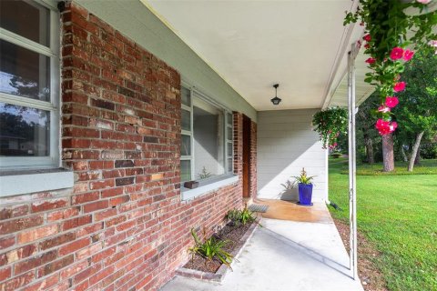 Villa ou maison à vendre à Longwood, Floride: 3 chambres, 176.89 m2 № 2415546 - photo 3