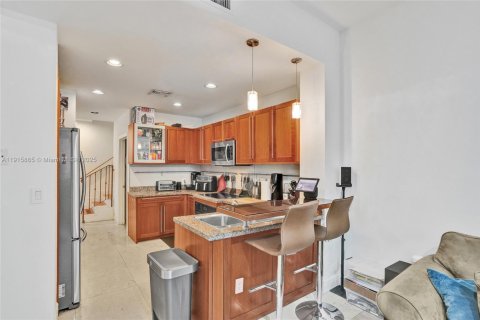 Casa en venta en Aventura, Florida, 3 dormitorios, 185.8 m2 № 1970766 - foto 28