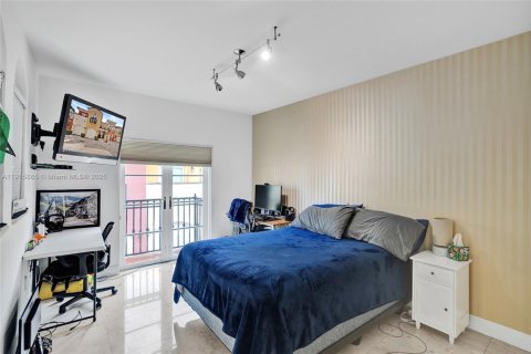 Casa en venta en Aventura, Florida, 3 dormitorios, 185.8 m2 № 1970766 - foto 21