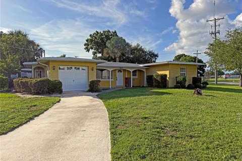 Casa en alquiler en Tampa, Florida, 4 dormitorios, 133.59 m2 № 1808658 - foto 2