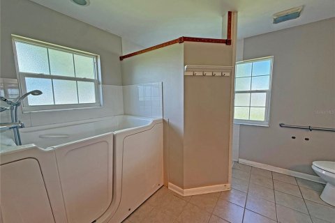 Casa en alquiler en Tampa, Florida, 4 dormitorios, 133.59 m2 № 1808658 - foto 15