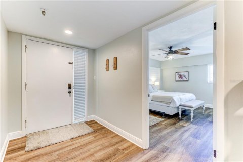 Condominio en venta en Redington Beach, Florida, 4 dormitorios, 170.48 m2 № 2108968 - foto 14