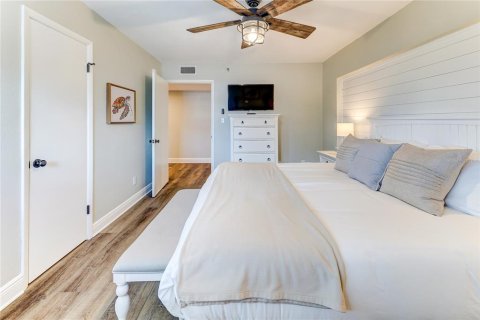 Condominio en venta en Redington Beach, Florida, 4 dormitorios, 170.48 m2 № 2108968 - foto 19