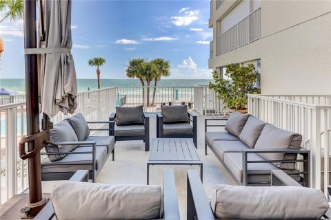 Condominio en venta en Redington Beach, Florida, 4 dormitorios, 170.48 m2 № 2108968 - foto 4
