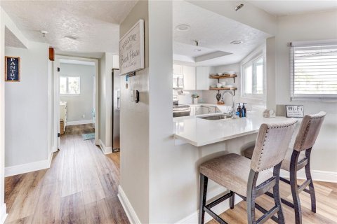 Condominio en venta en Redington Beach, Florida, 4 dormitorios, 170.48 m2 № 2108968 - foto 8