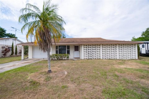 House in Tampa, Florida 3 bedrooms, 151.24 sq.m. № 2273026