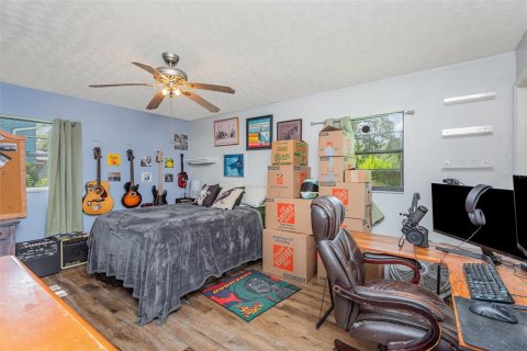 House in Orange City, Florida 4 bedrooms, 159.61 sq.m. № 1828535 - photo 27