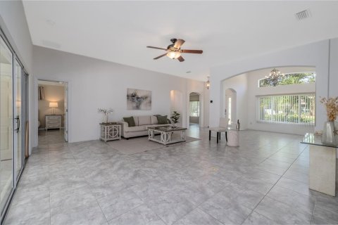 Casa en venta en Ormond Beach, Florida, 3 dormitorios, 206.06 m2 № 2395595 - foto 9
