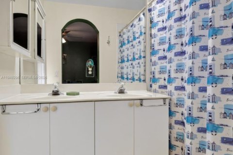 Touwnhouse à vendre à Miramar, Floride: 3 chambres, 137.5 m2 № 2004220 - photo 13