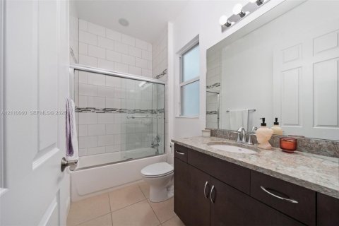Casa en alquiler en Port St. Lucie, Florida, 4 dormitorios, 301.37 m2 № 2428332 - foto 22