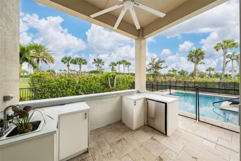 Casa en alquiler en Port St. Lucie, Florida, 4 dormitorios, 301.37 m2 № 2428332 - foto 24