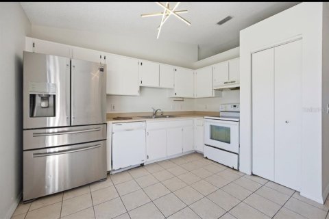 Casa en venta en Ocala, Florida, 3 dormitorios, 103.86 m2 № 2120273 - foto 9