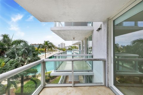 Condominio en venta en Miami Beach, Florida, 2 dormitorios, 135.92 m2 № 2029358 - foto 30