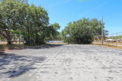 Купить виллу или дом в Порт-Сент-Луси, Флорида 3 спальни, 109.25м2, № 1927076 - фото 27