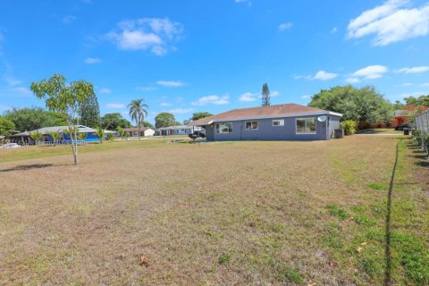 Купить виллу или дом в Порт-Сент-Луси, Флорида 3 спальни, 109.25м2, № 1927076 - фото 23