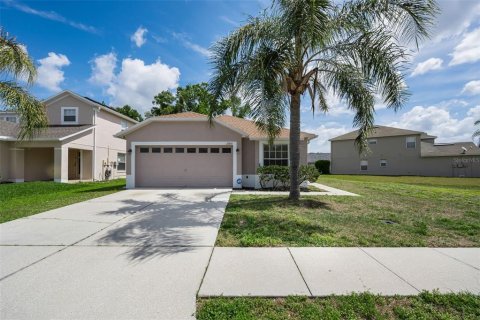 Villa ou maison à Land O' Lakes, Floride 4 chambres, 171.03 m2 № 2111015