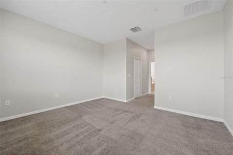 Condo in Davenport, Florida, 3 bedrooms № 2209469 - photo 18