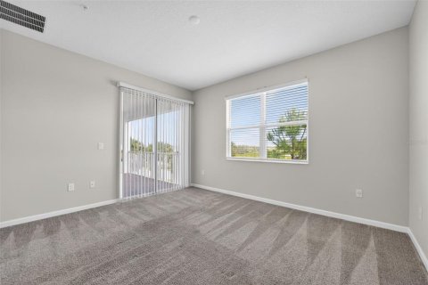 Condo in Davenport, Florida, 3 bedrooms № 2209469 - photo 21