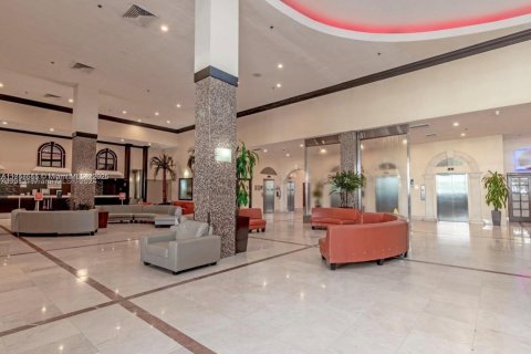 Copropriété à vendre à Sunny Isles Beach, Floride: 38.09 m2 № 1848984 - photo 6