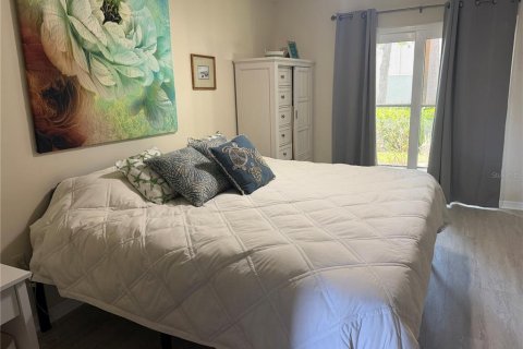 Condo in Bradenton, Florida, 2 bedrooms  № 2208260 - photo 21