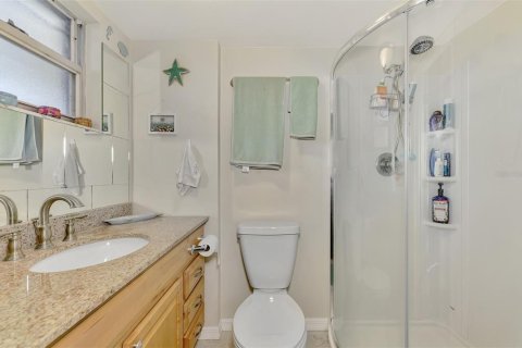 Condo in Bradenton, Florida, 2 bedrooms  № 2208260 - photo 22
