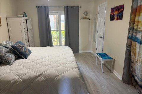 Condo in Bradenton, Florida, 2 bedrooms  № 2208260 - photo 20