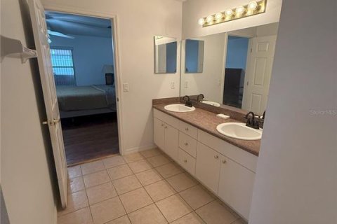 House in Palm Coast, Florida 3 bedrooms, 141.4 sq.m. № 1584693 - photo 18