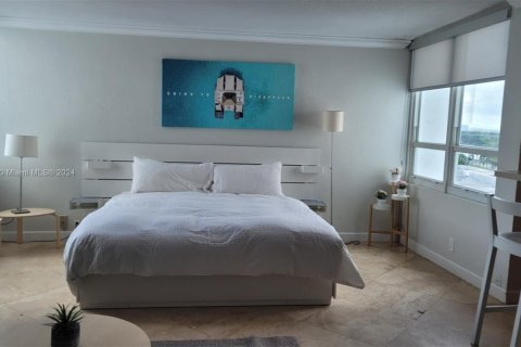 Copropriété à vendre à Miami Beach, Floride: 43.66 m2 № 1710913 - photo 1