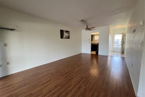 Appartement à louer à Orlando, Floride: 1 chambre, 51.1 m2 № 2215047 - photo 3