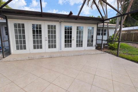 Villa ou maison à louer à Boca Raton, Floride: 3 chambres, 161.19 m2 № 2420696 - photo 18