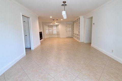 Villa ou maison à louer à Boca Raton, Floride: 3 chambres, 161.19 m2 № 2420696 - photo 11