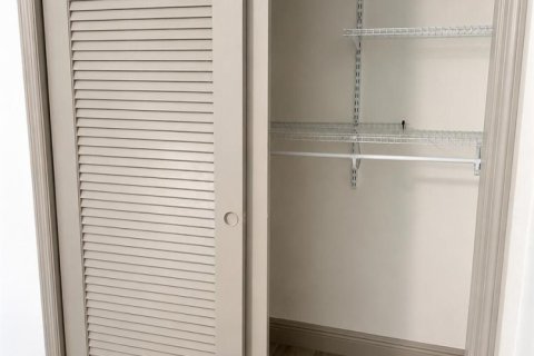 Снять в аренду виллу или дом в Сент-Луси, Флорида 3 комнаты, 125.42м2, № 2085041 - фото 22