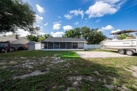 House in Clermont, Florida 3 bedrooms, 112.6 sq.m. № 2225755 - photo 28
