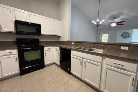Condo in Orange Park, Florida, 1 bedroom  № 1750082 - photo 3