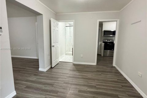 Immobilier commercial à vendre à Lake Worth, Floride: 238.48 m2 № 2069374 - photo 11