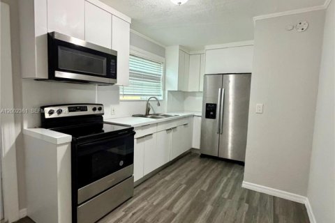 Immobilier commercial à vendre à Lake Worth, Floride: 238.48 m2 № 2069374 - photo 6
