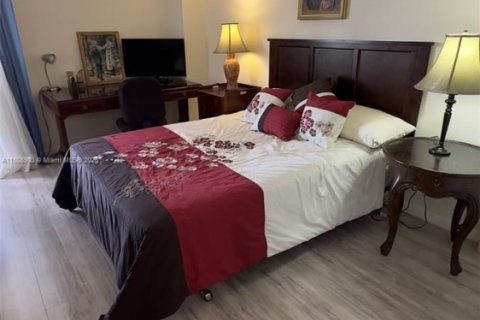 Copropriété à louer à Miami, Floride: 2 chambres, 142.88 m2 № 1940311 - photo 9