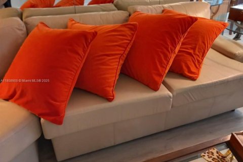 Copropriété à louer à Miami, Floride: 2 chambres, 142.88 m2 № 1940311 - photo 6