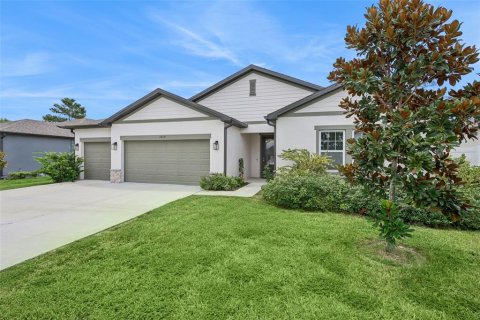 House in HAMPTON OAKS in Deltona, Florida 4 bedrooms, 250 sq.m. № 2284592 - photo 25