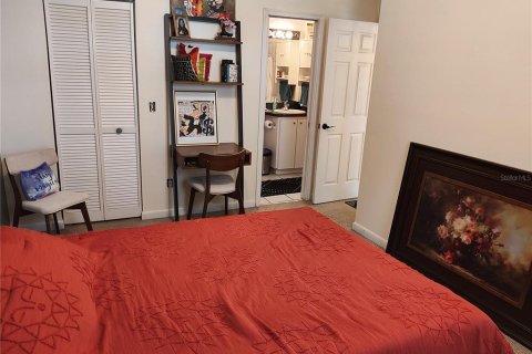 Casa en venta en Tampa, Florida, 2 dormitorios, 119.01 m2 № 1613829 - foto 19