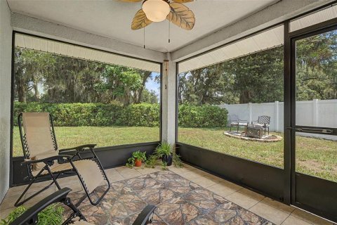 House in Dade City, Florida 4 bedrooms, 147.71 sq.m. № 2222765 - photo 28