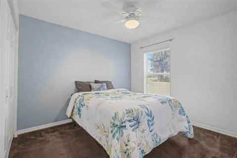 House in Dade City, Florida 4 bedrooms, 147.71 sq.m. № 2222765 - photo 25