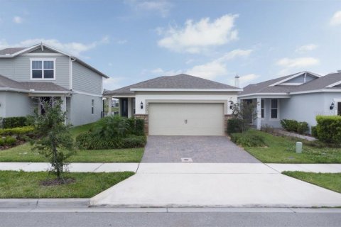 Villa ou maison à Kissimmee, Floride 4 chambres, 146.79 m2 № 2308196