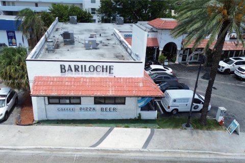 Propiedad comercial en venta en Fort Lauderdale, Florida № 2044377 - foto 14