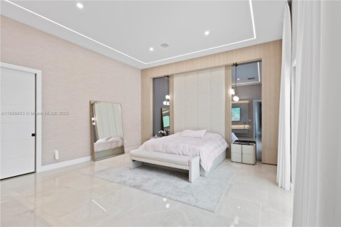 Купить виллу или дом в Майами, Флорида 6 спален, 446.49м2, № 2013875 - фото 21