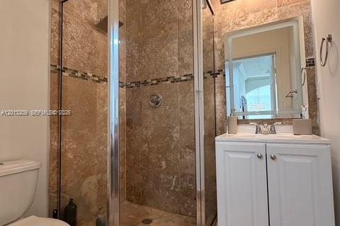 House in Doral, Florida 4 bedrooms, 214.14 sq.m. № 2075675 - photo 20