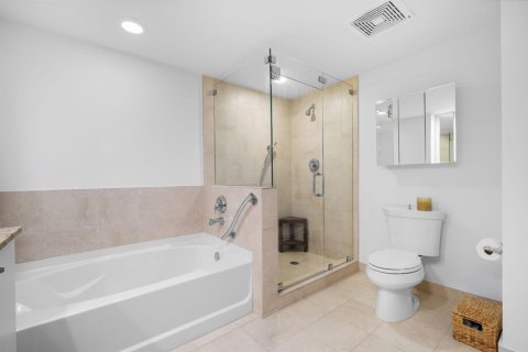 Condominio en venta en Fort Lauderdale, Florida, 2 dormitorios, 120.59 m2 № 2173073 - foto 17