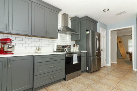 House in Orlando, Florida 4 bedrooms, 206.06 sq.m. № 1789217 - photo 11